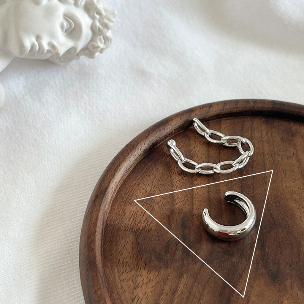 Nuovo set di 2 clip per uomo, polsino a catena, versatile e semplice, non necessita di piercing, stile minimalista, orecchio di nicchia unico_voghion.com