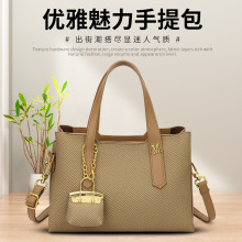 单肩手拎斜挎包包2025新款通勤女士时尚中年妈妈包手提包handbags