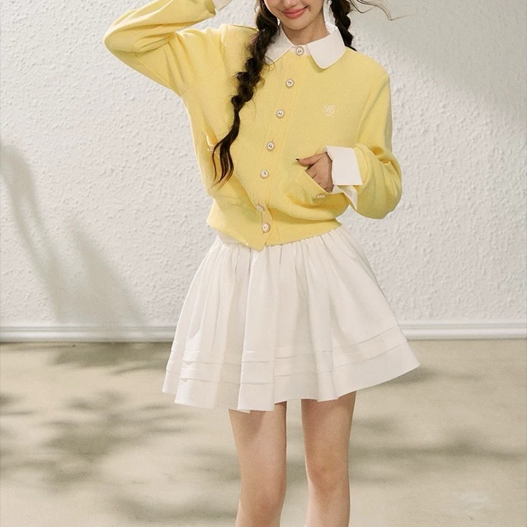 Contrast Color Two-Piece Knitted Cardigan Sweater Jacket and Pleated Skirt Suit