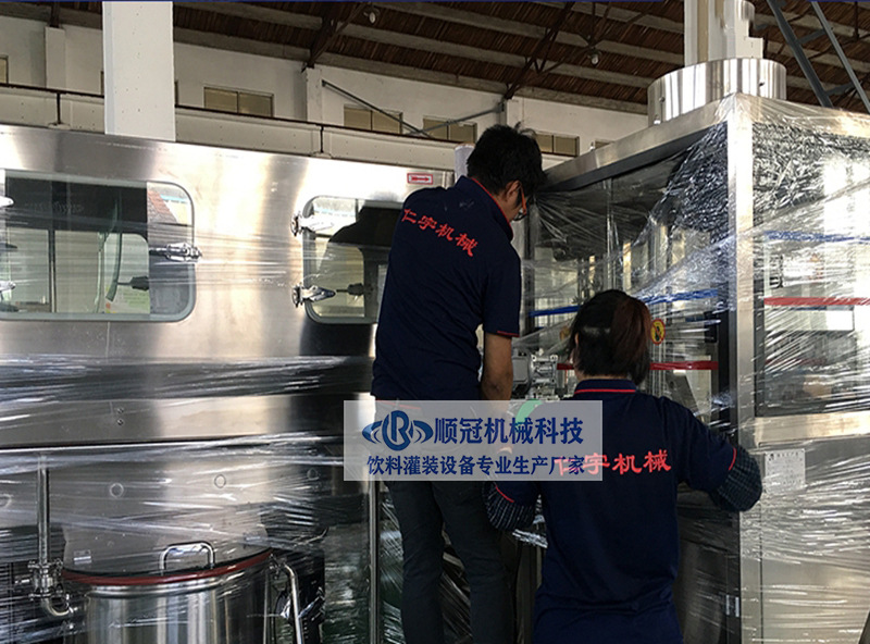 小型全自动桶装水灌装设备 大桶水灌装设备