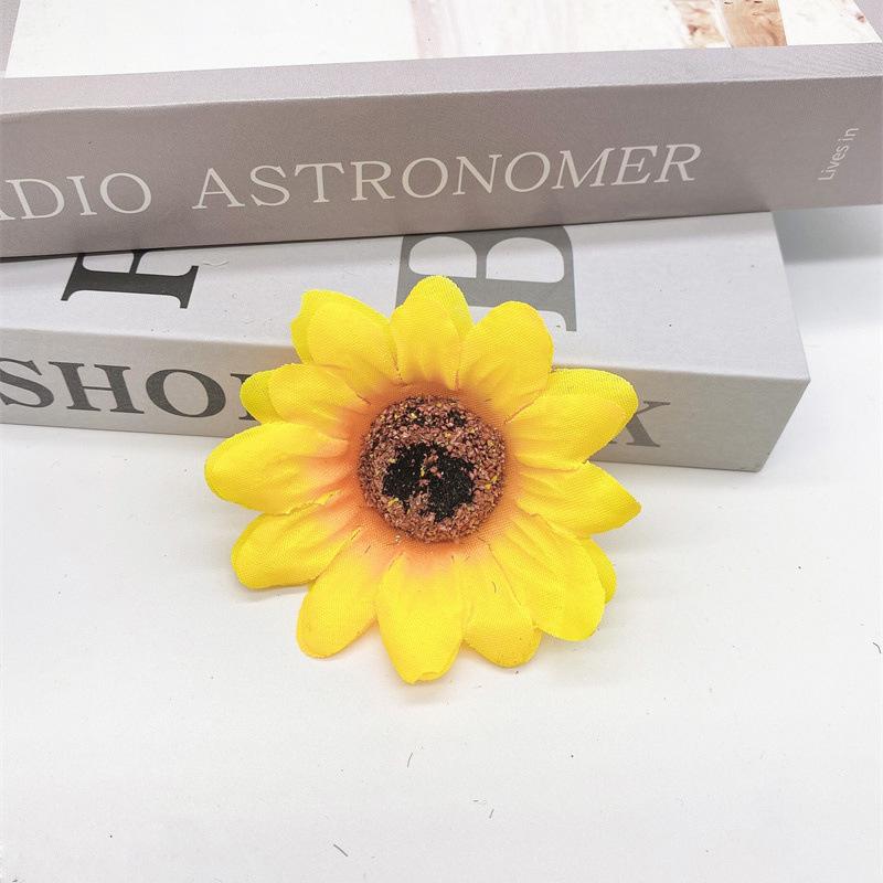 Flor artificial diy multi-capa de cabeza de flor de seda flor falsa decoración de la boda flor de seis pétalos Flor de la cabeza de la ópera Margarita