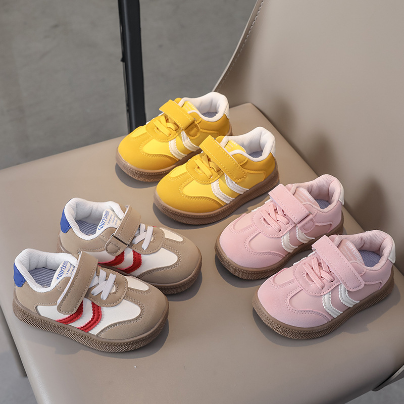 Breathable Retro Sneakers For Kids - Soft Leather Casual Shoes With Hook & Loop Closure - Lightweight & Non-Slip (White/Yellow/Pink, Sizes 21-30)_voghion.com