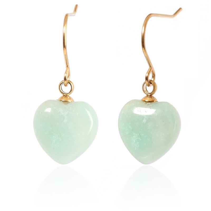 Conjunto de joyería europea y americana Collar de piedra natural en forma de corazón Pendientes de amor Verano femenino Advanced Sense No se desvanece Joyas de acero de titanio