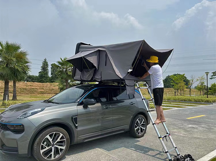Car roof tent for outdoor use, fully automatic, suitable for SUVs and sedans, for self-driving trips, foldable, quick setup, car-mounted tent for camping