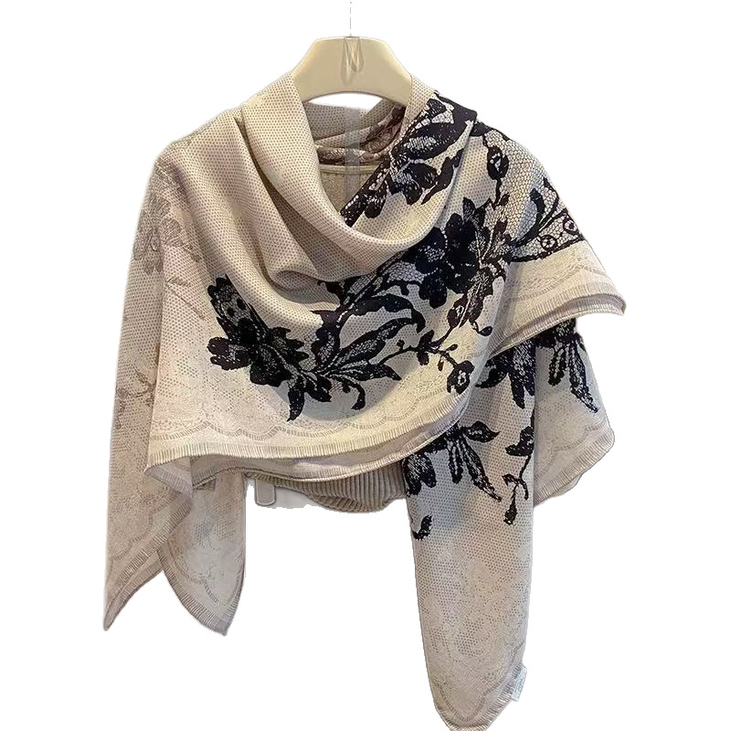 100% Mulberry Silk 110cm French Lace Floral Square Scarf For Women, Summer Lightweight Handmade Silk Scarf - Thumbnail 5