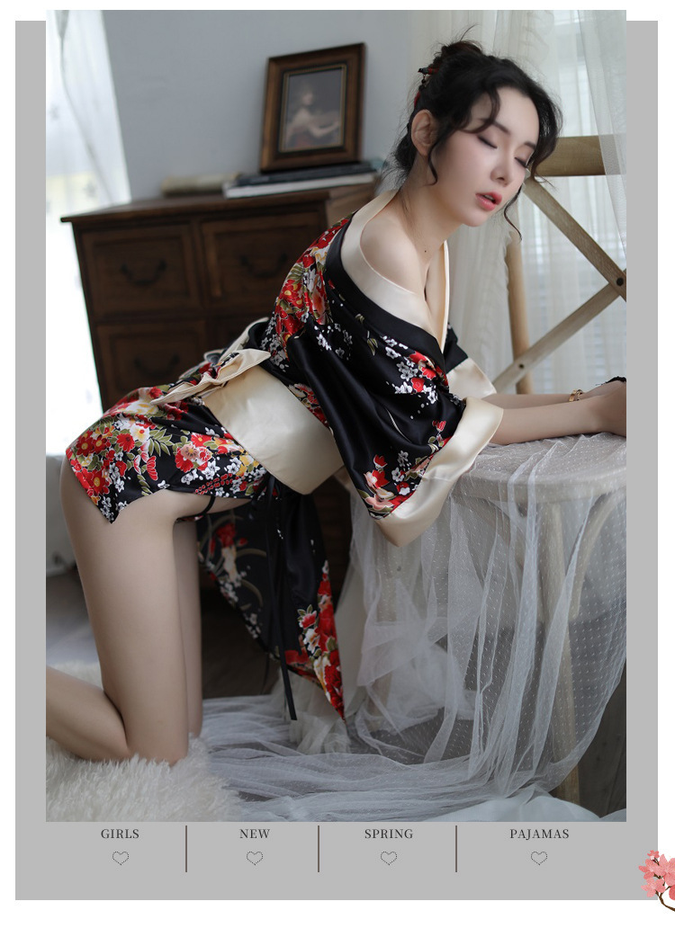 Japanese Print Kimono Robe Set with Thong and Belt, Polyester, One Size — detail image 10