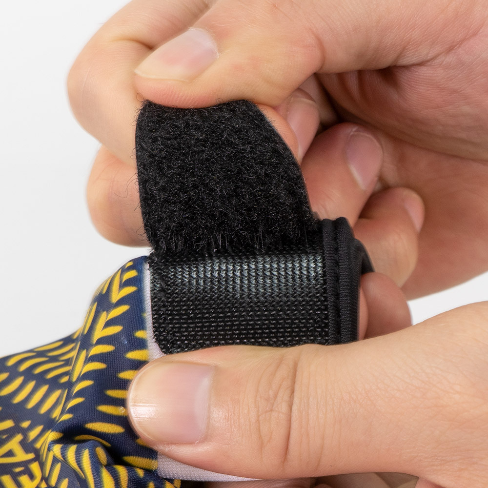 橄欖球裝備美式足球手套麂皮絨防滑透氣訓(xùn)練比賽前鋒成人外接手套