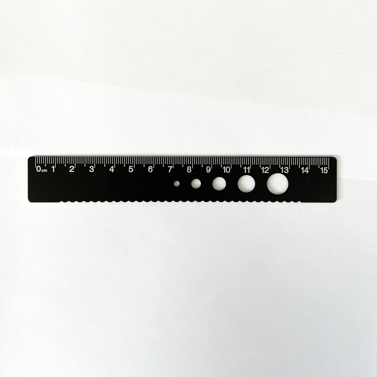 Juego de reglas metálicas, juego de cuatro reglas de aleación de aluminio, grabado láser, regla recta y regla triangular para estudiantes de primaria y secundaria, personalización de regalos
