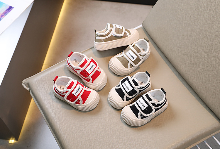2024 Vår och höst Barncanvas Pojkar Casual Shell Head Girls Cookie Mjuk sula Babyskor_voghion.com