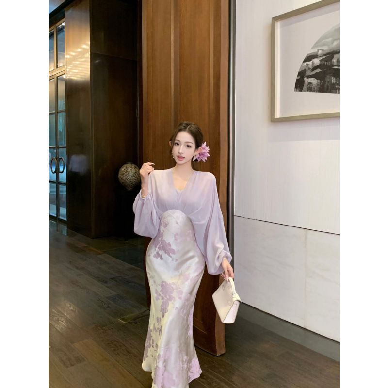 《Moonlight Glow》Light Purple Faux Two-Piece Jacquard Satin High-Waisted Bias-Cut Slimming and Elegant Spring-Summer Dress 《Moonlight Glow》Light Purple Faux Two-Piece Jacquard Satin High-Waisted Bias-Cut Slimming and Elegant Spring-Summer Dress