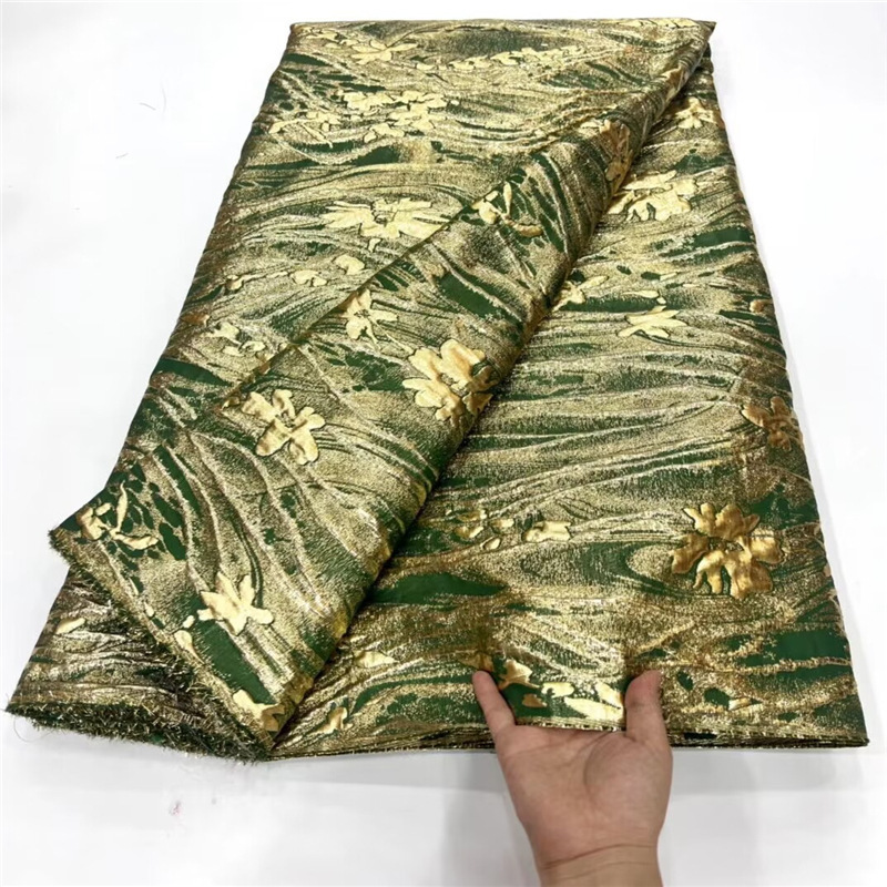 Patrón oscuro africano tejido de oro organza flor hilo teñido hanfu cheongsam para mujer ropa brocado tela JX3732