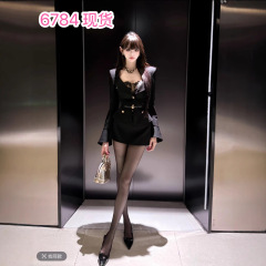 20205年秋季心动缪斯简约通勤修身辣妹网红秋冬时尚新品套装