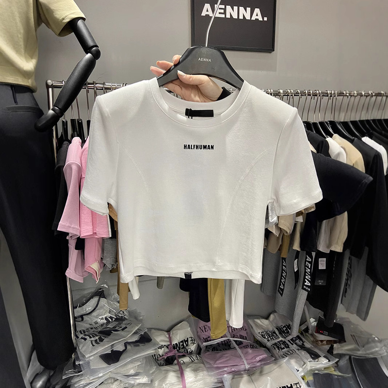 2025 Black Niche Design Chic Short-sleeved T-shirt Women's Summer Hot Girls Navel Short Slim-fit Slim-fit Top 2025 Black Niche Design Chic Short-sleeved T-shirt Women's Summer Hot Girls Navel Short Slim-fit Slim-fit Top
