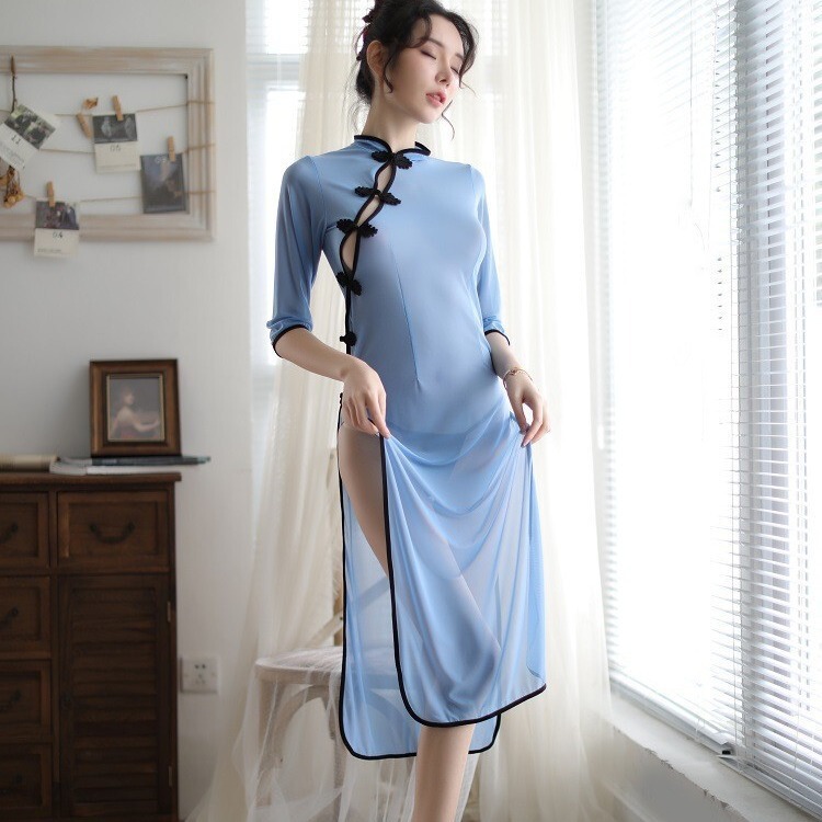 Add fertilizer and lengthen 200kg sexy underwear perspective side split Republic of China cheongsam uniform junior dress long cheongsam sleep