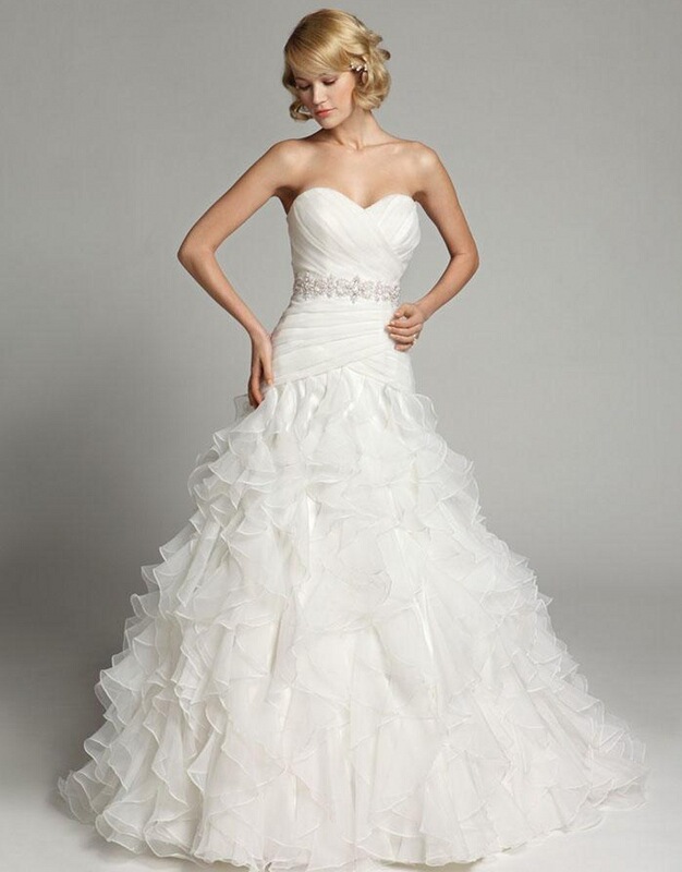 New 2022 beaded wedding dress trailing high waist lace-up Mori bridal dress elegant main wedding dress