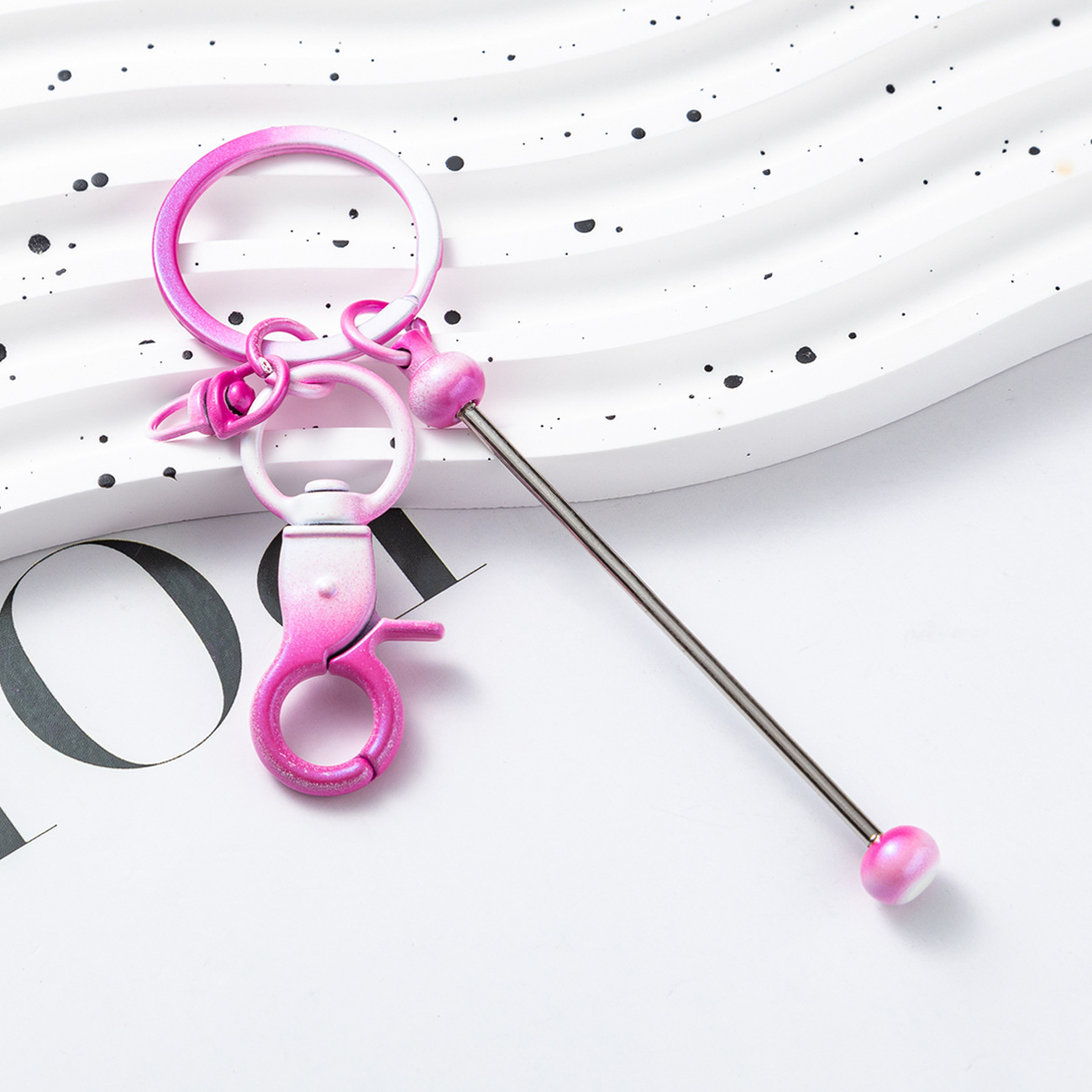 Llavero con cuentas de metal de personalidad creativa, llavero degradado multicolor al por mayor, colgante de joyería de red simple