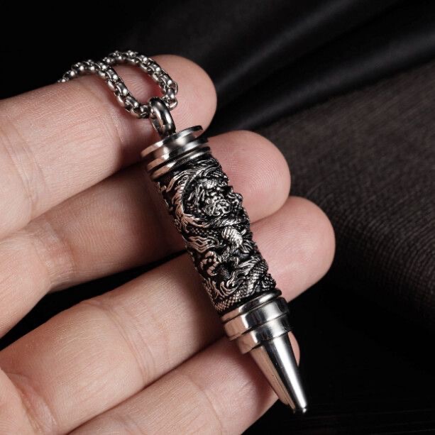 National fashion domineering dragon pattern bullet necklace pendant hip hop men's personality titanium steel vintage Panlong bullet pendant accessories