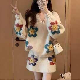 韩风chic一整套慵懒松弛感温柔风v领针织衫短裙两件套装2025冬季