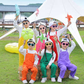 元旦儿童背带裤演出服啦啦队运动会幼儿园舞蹈小学生合唱表演服装
