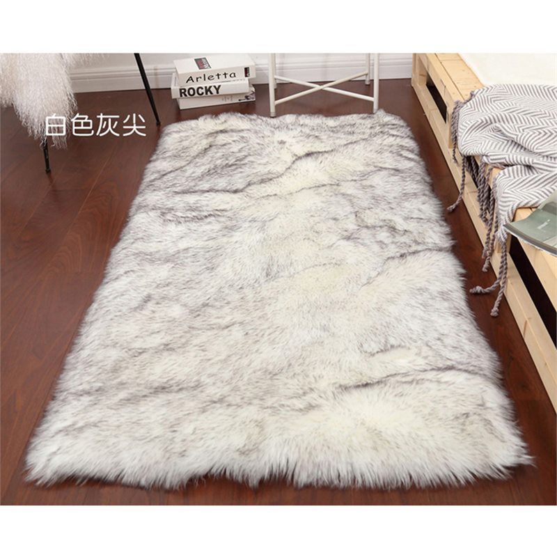 흰색 배경 회색 머리 팁