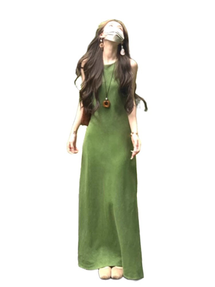 フレンチレトログリーンのサスペンダーワンピース、女性用2026年夏新作、小柄な方向け、ウエストシェイプのエレガントなロングドレス