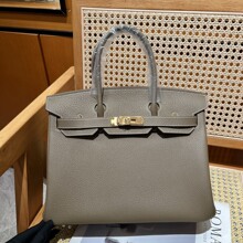 ���Aԭ�SBK�K��30TOGOƤϞ�����ֿp��֦�y��Ƥ�r�д���������Ů��