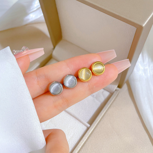 [Full-body titanium steel] round cat-eye minimalist style earrings, cold men and women earrings, personalized temperament banquet earrings