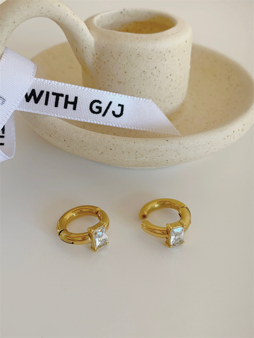 Titanium Steel Material Fashion Square Titanium Steel Plating Rhinestones Ear Clips 1 Pair
