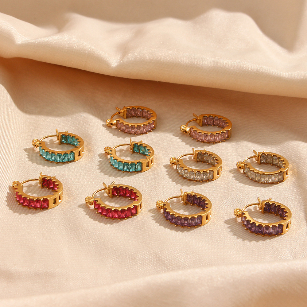 Fashion Round Plating Stainless Steel Zircon Gold Plated Earrings display picture 2