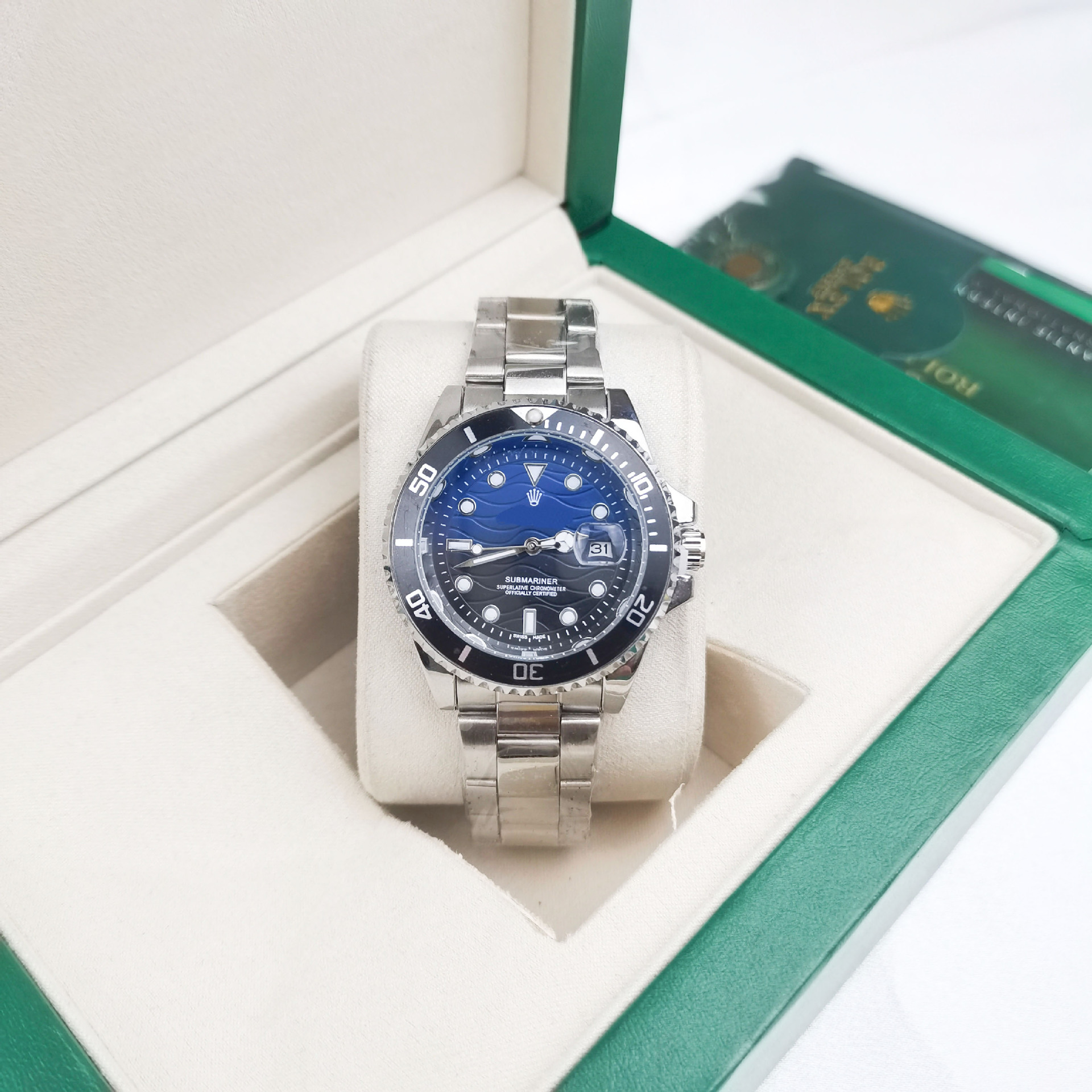 Color changing water ghost black circle blue black face