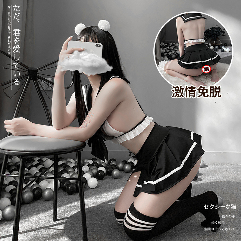 2064 화이트 + 블랙 [쇼트 코트 + 플리츠 스커트 + T 팬츠]