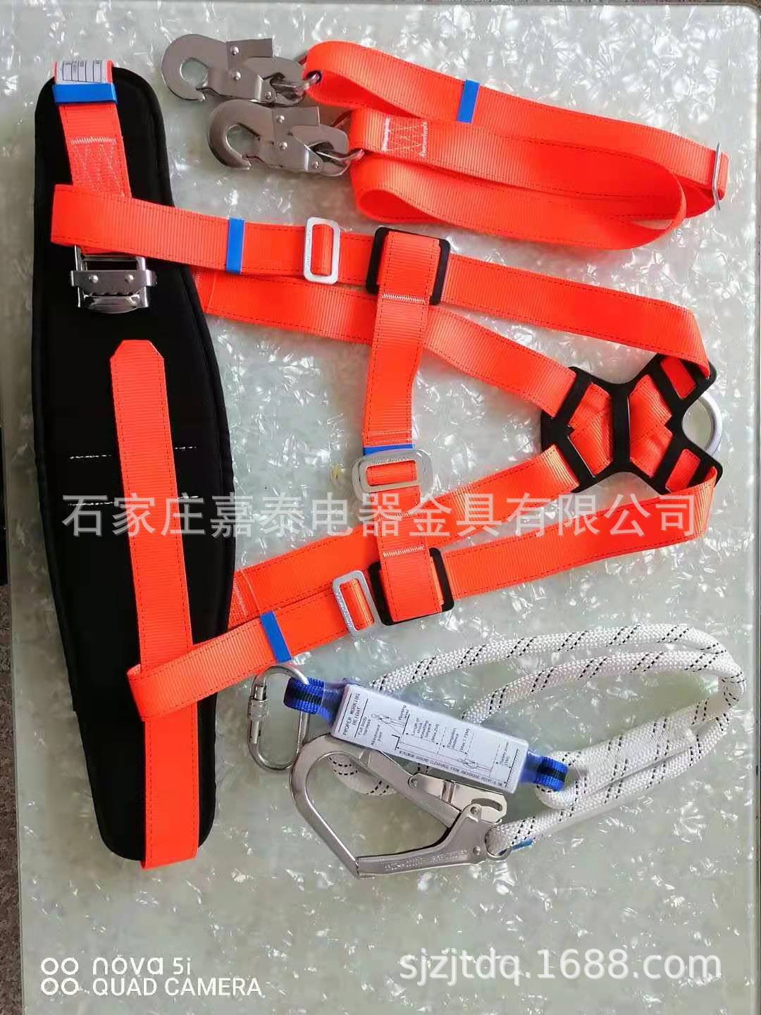 15ec32342a54fd807bb7ddd9ce9f6d