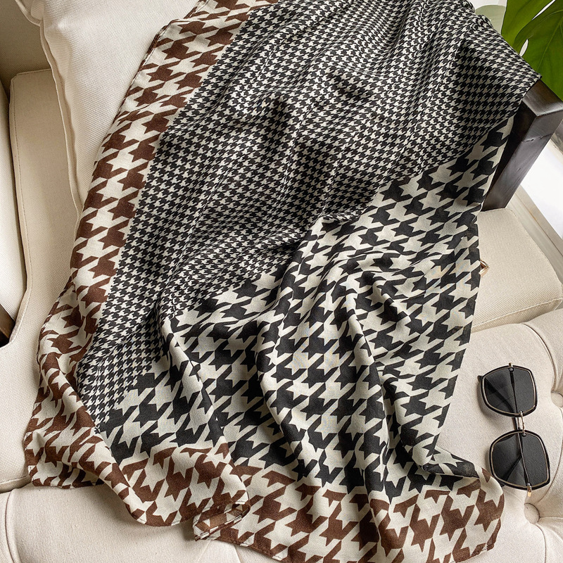 Estilo coreano de las mujeres del todo-fósforo houndstooth impreso algodón y lino bufanda cuadrada grande bufanda de playa 135*135cm
