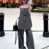 Gray top+gray pants