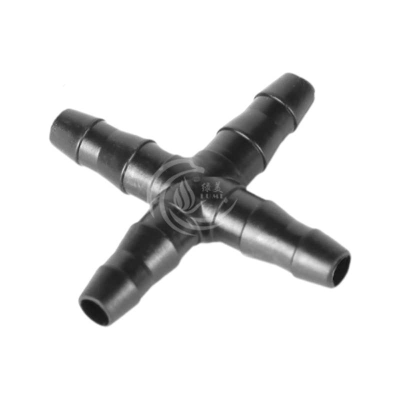 4 / 7 capilar cuatro conexiones de micro-rociado por goteo de riego por pulverización 47 conectores capilares accesorios de jardinería balcón