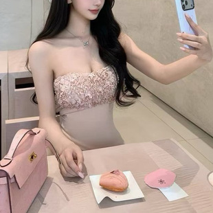 �Ը������L��Ƭ�W��΢͸����Ĩ������Ů�����¿��һ�ּ�С����