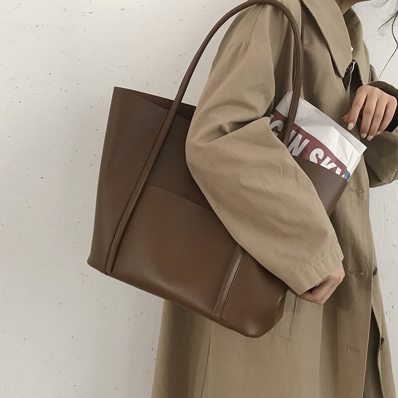 New Fashion Trendy Bag for Women, Retro Tote Bag, Versatile Large-Capacity Shoulder Handbag, Practical and High-End Style New Fashion Trendy Bag for Women, Retro Tote Bag, Versatile Large-Capacity Shoulder Handbag, Practical and High-End Style