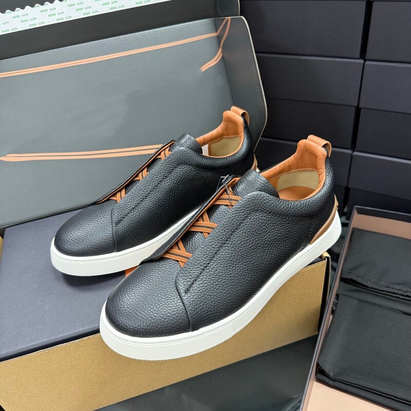 Cross-border hot-selling men's shoes 2026, high-quality slip-on men's casual shoes, lightweight and comfortable flat-soled sneakers Cross-border hot-selling men's shoes 2026, high-quality slip-on men's casual shoes, lightweight and comfortable flat-soled sneakers