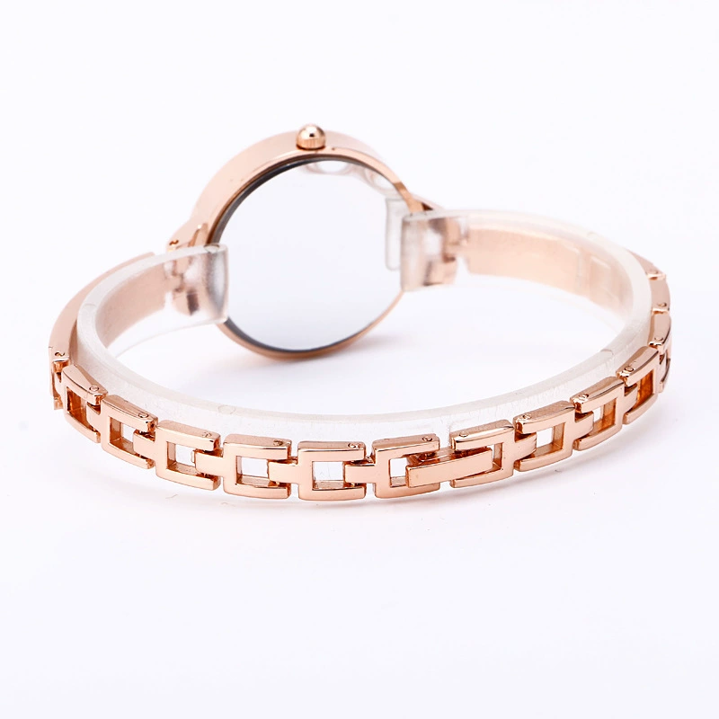 Популярный на Taobao корейский вариант упрощенного кварцевого часов женский браслет новый стиль студента таблица WeChat специализация