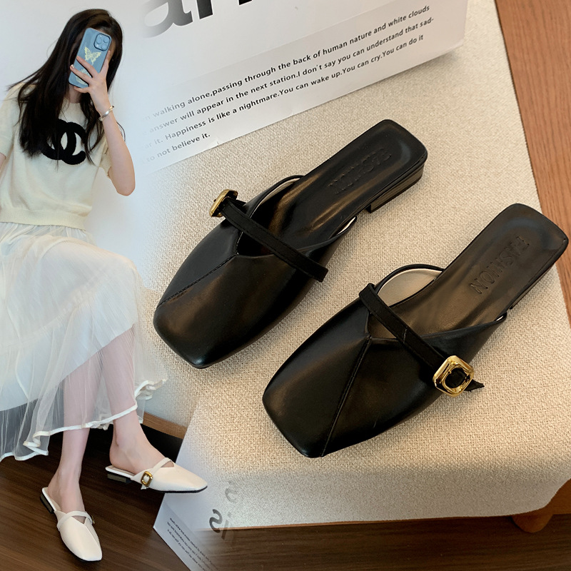 Retro women's slippers