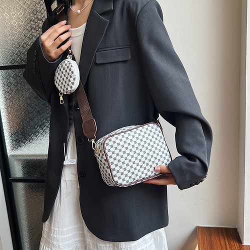 Shoulder bag retro parent-child small square bag simple wide strap crossbody bag texture women's bag dropshipping