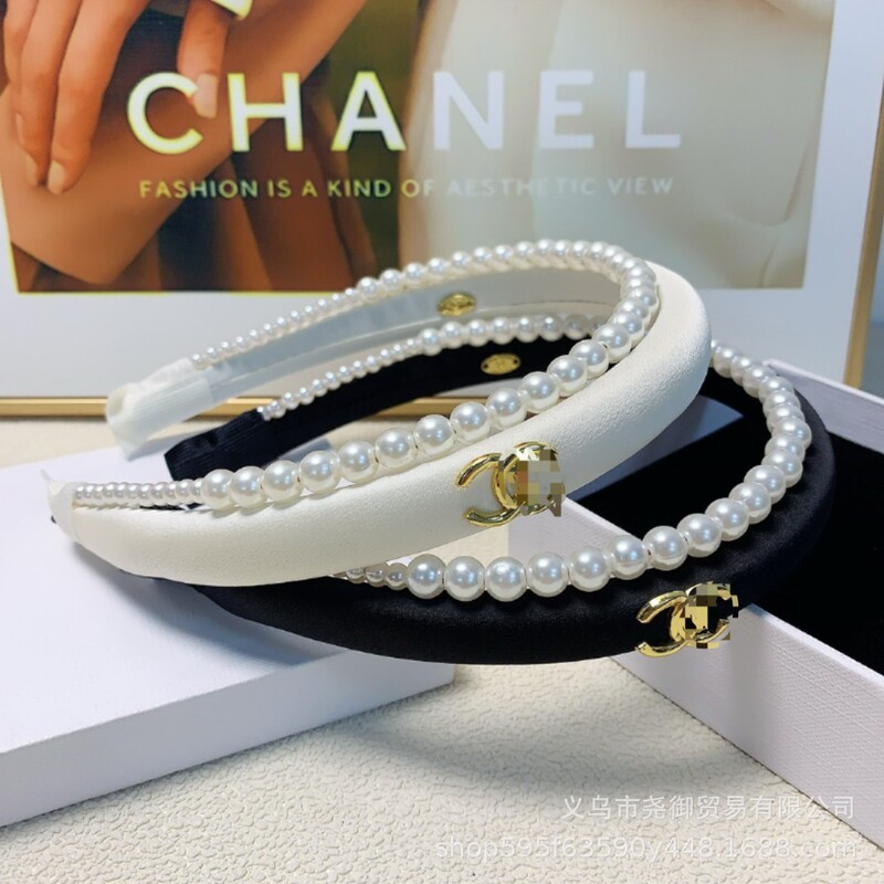 Headband 2026 Spring/Summer Fine Edge Elegant Satin Hair Accessory with Pearls and Rhinestones, Chanel Style High-Volume Headband Headband 2026 Spring/Summer Fine Edge Elegant Satin Hair Accessory with Pearls and Rhinestones, Chanel Style High-Volume Headband