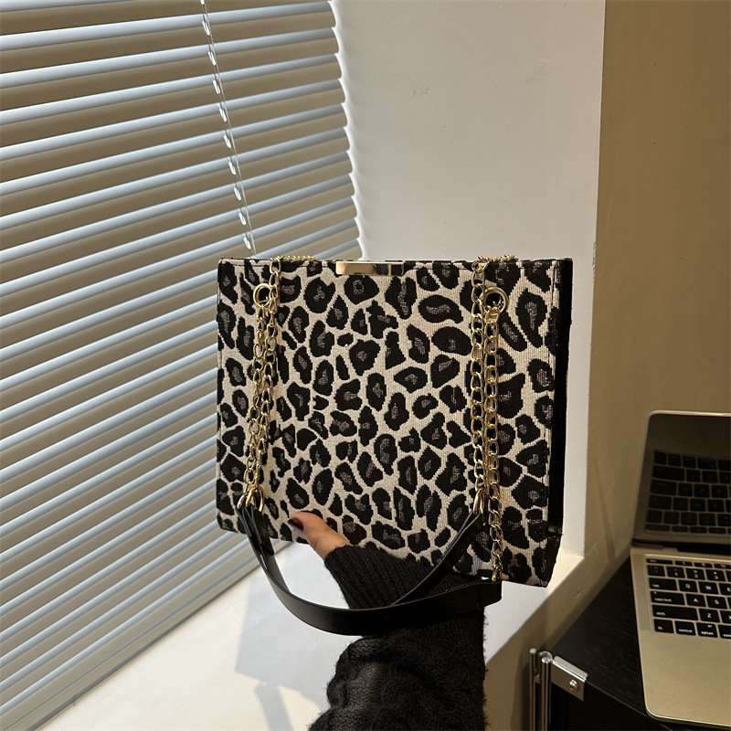 2025 primavera nuevo estilo coreano moda simple bolso de moda moda ocio viaje zebra mochila