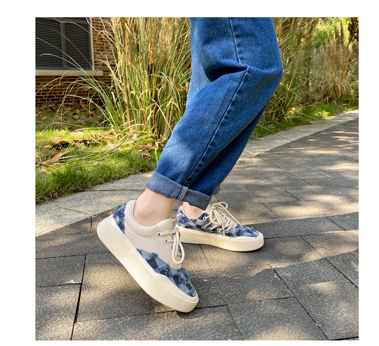 Blogger's Same Style Fashionable and Versatile Thick Sole Casual Board Size, Heightened Lace up Small White Shoes,_voghion.com