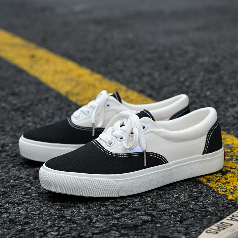 Couple's Matching Canvas Shoes, Breathable and Versatile Flat Casual Shoes, Korean Style Low-Top Black and White Color-Blocking Skateboard Shoes for Men and Women