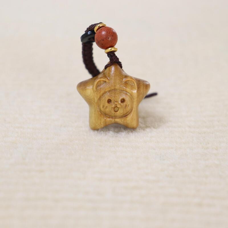ローズウッドキーホルダー、グリーンサンダルウッド彫刻ペンダント、文具、工芸品、景勝地の露店、売れ筋の無垢材ペンダント、小さなペンダント|undefined