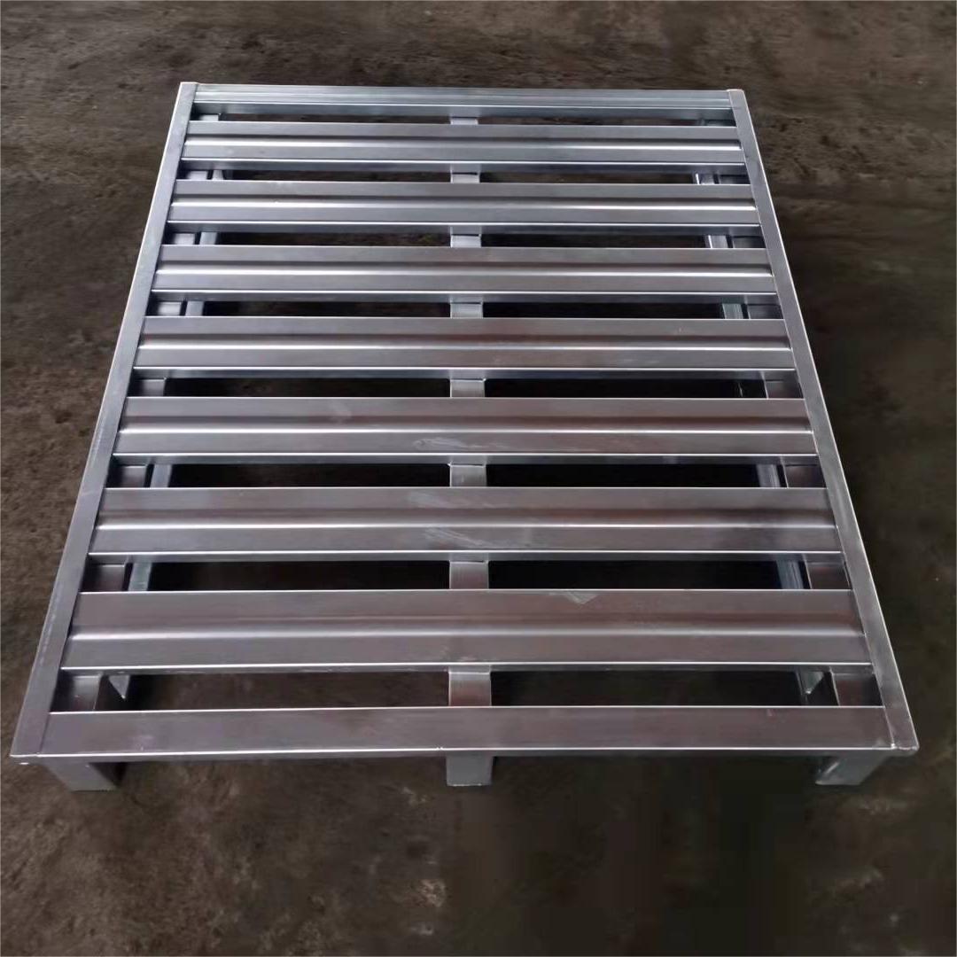 厂家直销新款钢铁托盘叉车金属托盘两面进仓储金属托盘