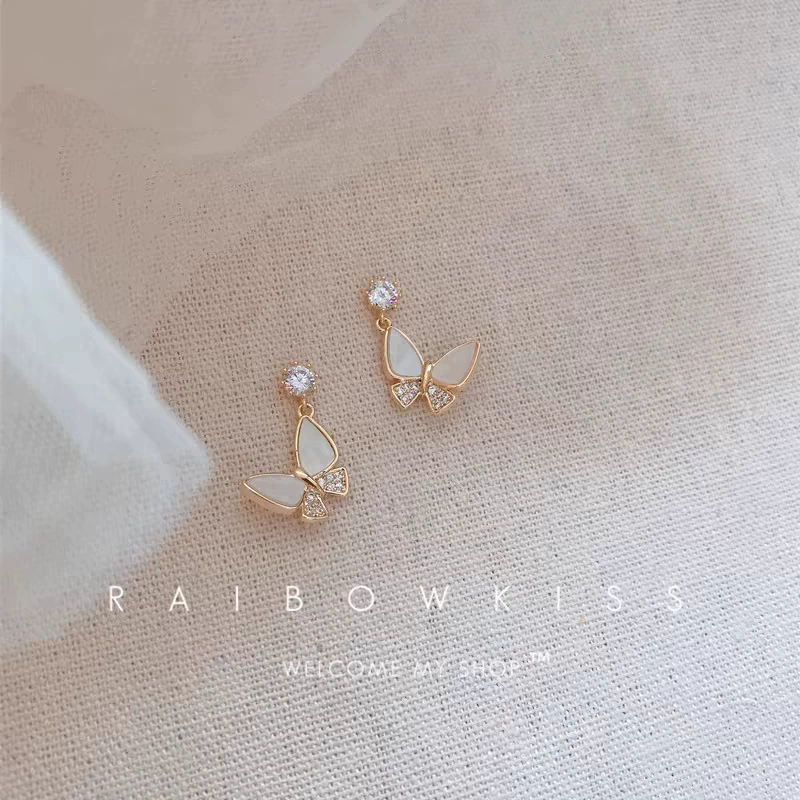 Серьги женские, акценты из жемчуга, яркий привлекательный стиль, несколько цветовых кодов
