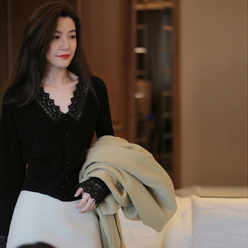 D6540 650K ÁO LEN NỮ DONTDO ÁO LEN DÁNG ÔM BODY GỢI CẢM SEXY MÙA XUÂN THU ĐÔNG CỔ CHỮ V THỜI TRANG NỮ REN G02 SẢN PHẨM MỚI