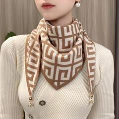 女性用ネックプロテクタースカーフ 2025 新しい秋と冬の春と秋の千鳥格子気質多用途ネックカバーレイジーネックスカーフ